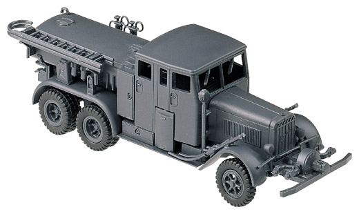 Henschel Type 33 FA Airfield Fire Fighting Vehicle<br /><a href='images/pictures/Roco/737.jpg' target='_blank'>Full size image</a>